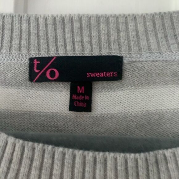 T/O grey/cream striped sweater M - Picture 2 of 3